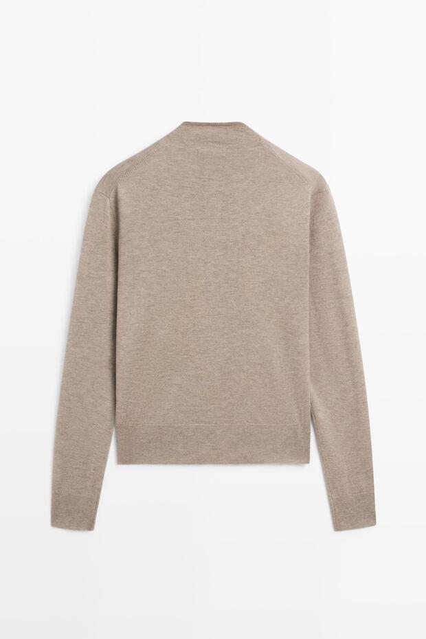 Düğmeli dik yaka kazak - 8