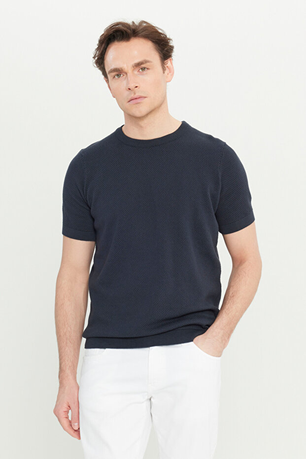 Men's Navy Blue 100% Cotton Standard Fit Regular Cut Crew Neck Knit T-Shirt