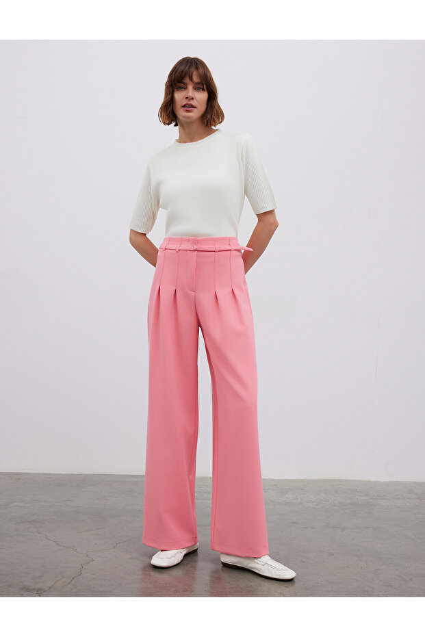 بنطلون واسع بقصة مطوية مزدوجة - 4