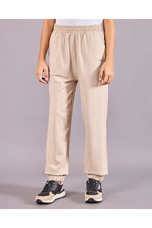 بنطال رياضي نسائي سادة باللون البيج - 1