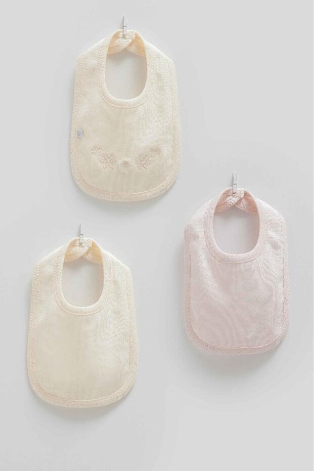100% Cotton Love Hugs 3-Piece Baby Bib Crml.Onk2039 Ecru