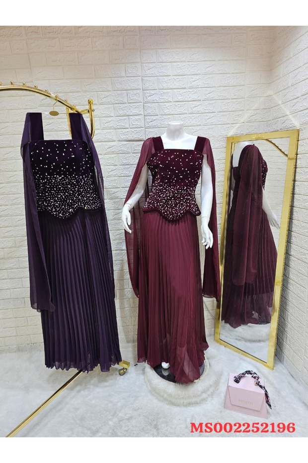 Luxurious and elegant embroidered evening dress