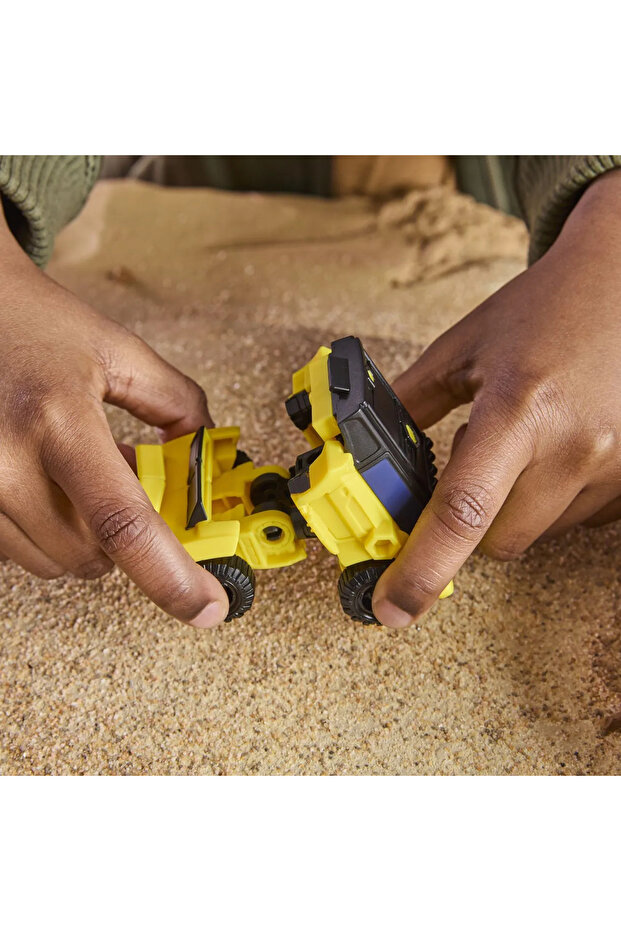 Bumblebee Convertible Robot Toy 10cm - 5