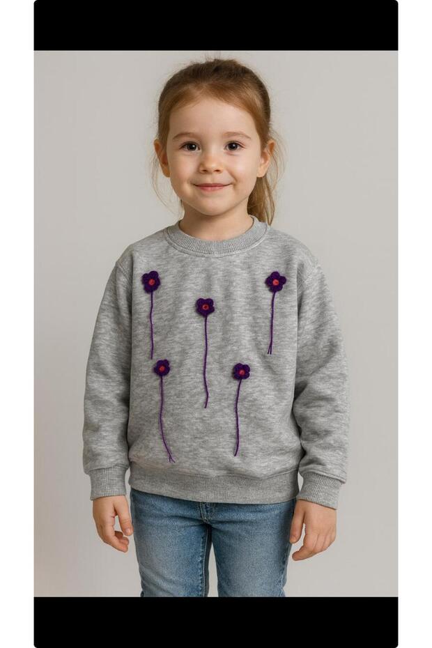 سترة رياضية مزينة بالزهور - 1