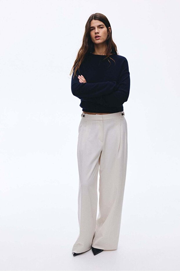 Wide tailored trousers