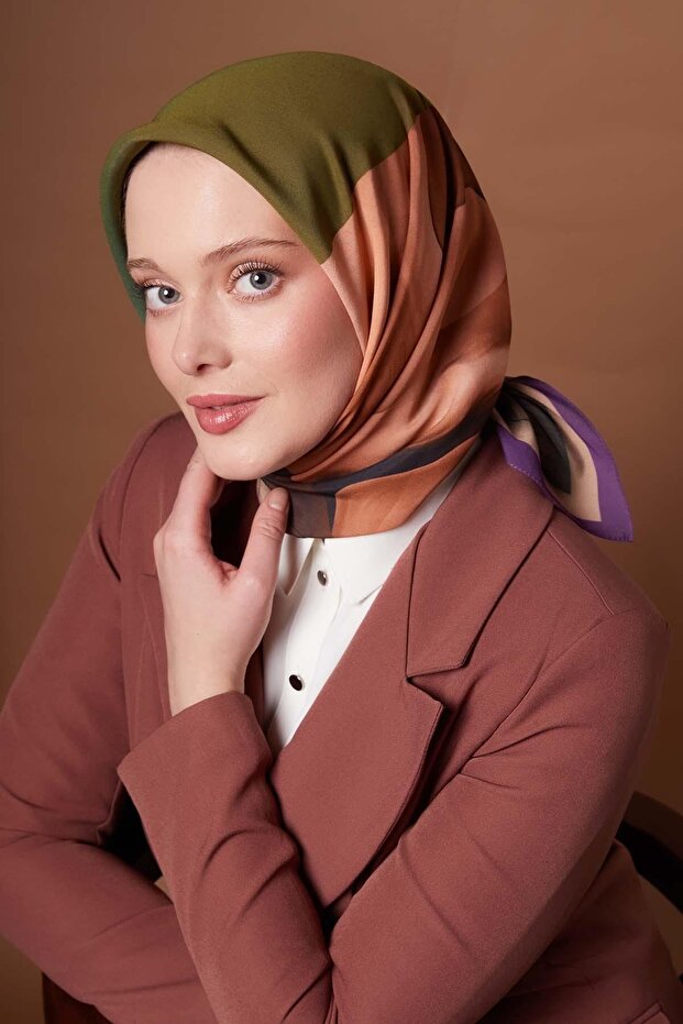 وشاح أورا بنمط مقطع أرجواني - 1