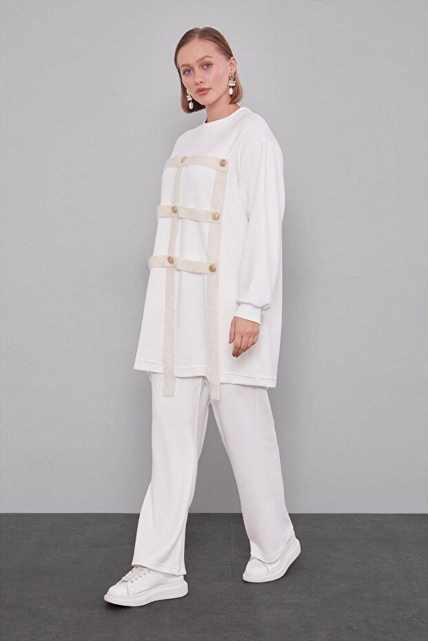 مجموعة مزدوجة بمظهر مربع باللون البيج - 1