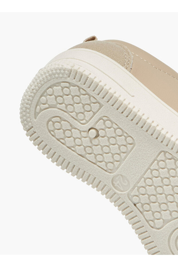 أحذية رياضية بشريط لاصق - 5