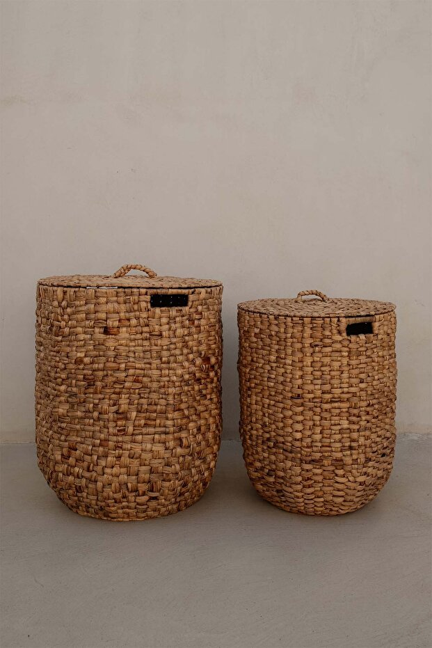Wicker Basket with Iron Frame and Lid Made of Water Hyacinth Fiber 43X54 cm