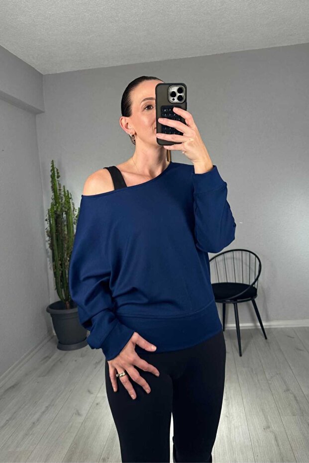Modal Off-Shoulder Sweatshirt
