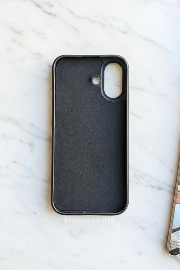 حافظة متوافقة مع هاتف iPhone 16 بتصميم شبكة العنكبوت على شكل قلب مطبوع باللون الأسود - 2