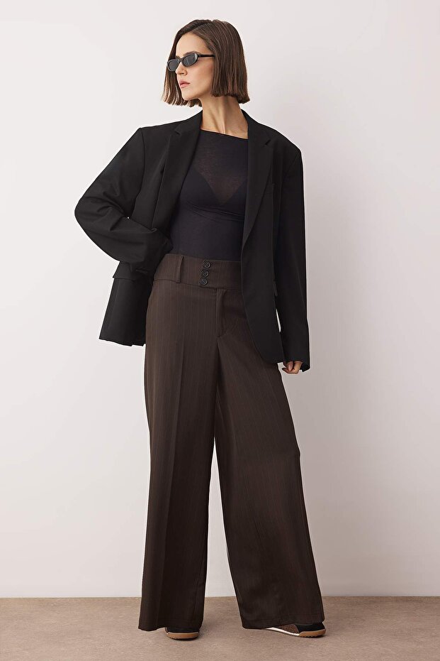 Kahverengi Çizgili Bel Detaylı Extra Geniş Paça Wide Leg Dokuma Pantolon TWOAW26PL00168 - 2