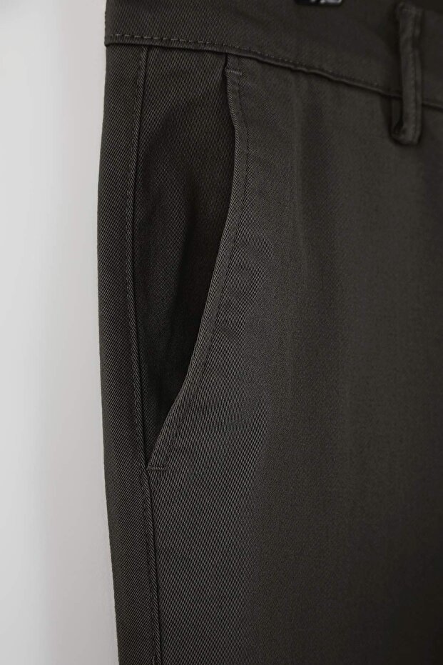 Haki Erkek Gabardin Dokulu Kumaş Pantolon TMNAW26PL00026 - 6