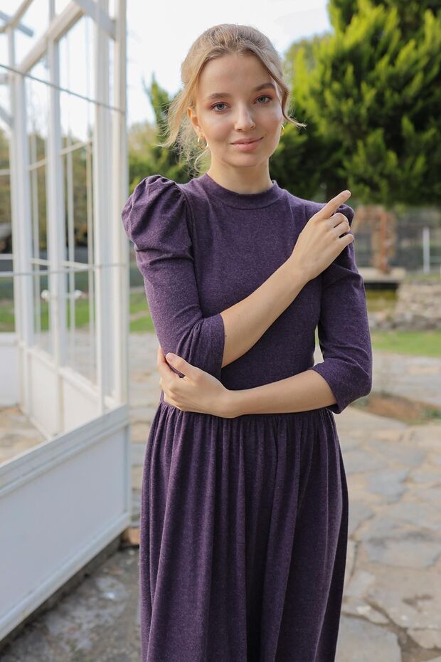 Women's Wool Viscose Gathered Waist Balloon Sleeve Casual Dress