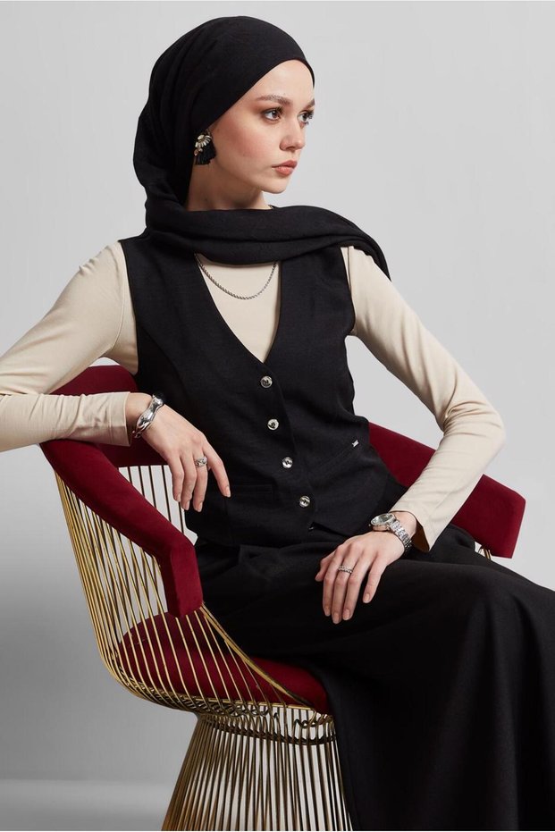 Vest Skirt Suit 44805