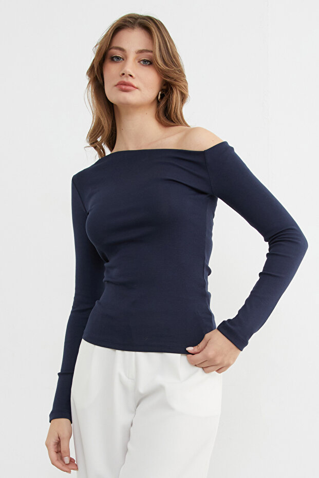 Basic Kayık Yaka Modal Bluz - 5