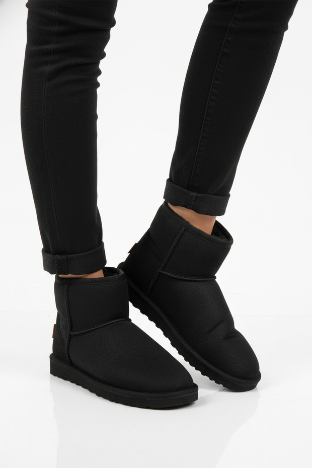 Black Fur Lined Women's Boots Pc-52127 Z