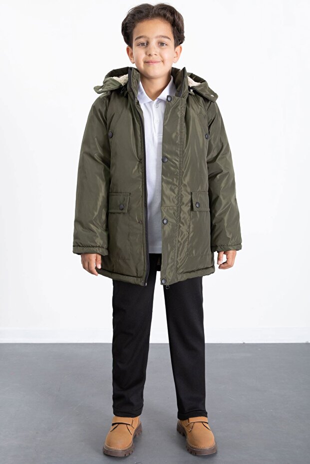 معطف منتفخ أساسي للأولاد مع فرو كاكي داخلي وغطاء رأس قابل للإزالة 21438 - 2