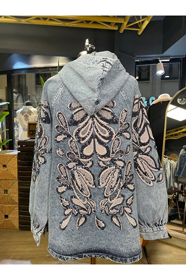 Women’s Stone-Embellished Special Design Embroidered Denim Jacket