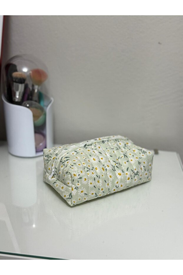 Daisy Patterned Makeup Bag - 4