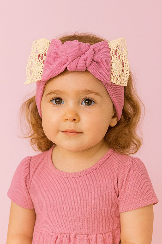 Girl's Buckle Lace Detailed