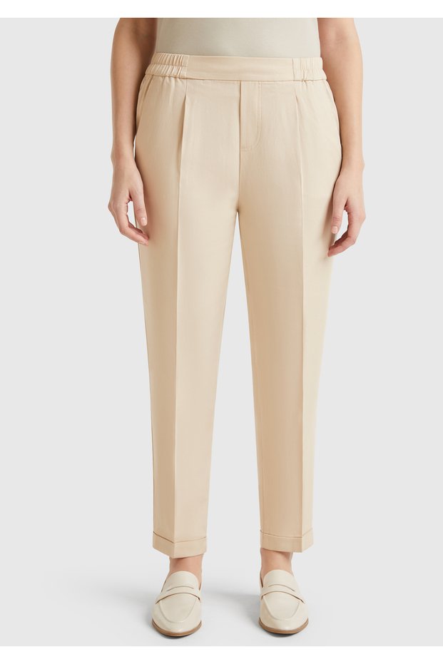 Women's beige 100% lyocell cropped pants with elastic waistband