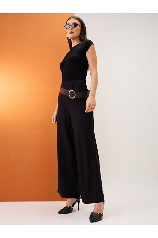 Black Solid Mid-Rise Wide Leg Trousers