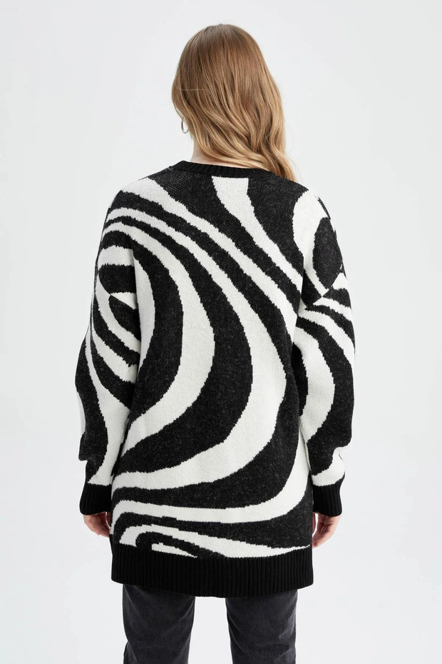 تونيك ذو رقبة دائرية بقصة عادية - 8