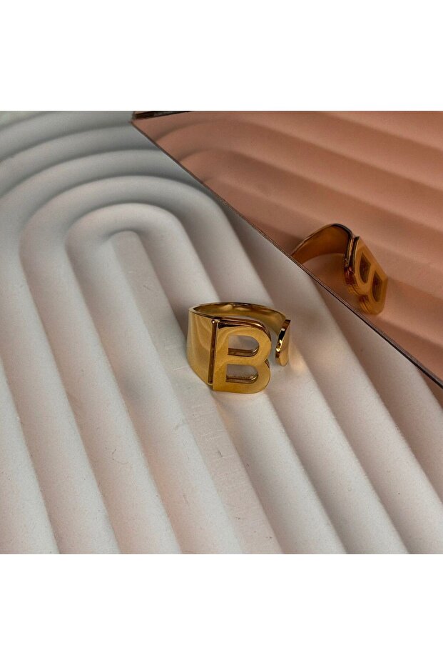 Letter Adjustable Gold Color Steel Ring Letter B