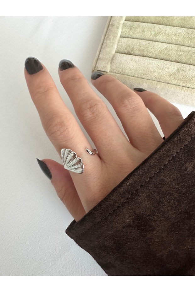 خاتم على شكل ورقة الجنكة فضي اللون - 3