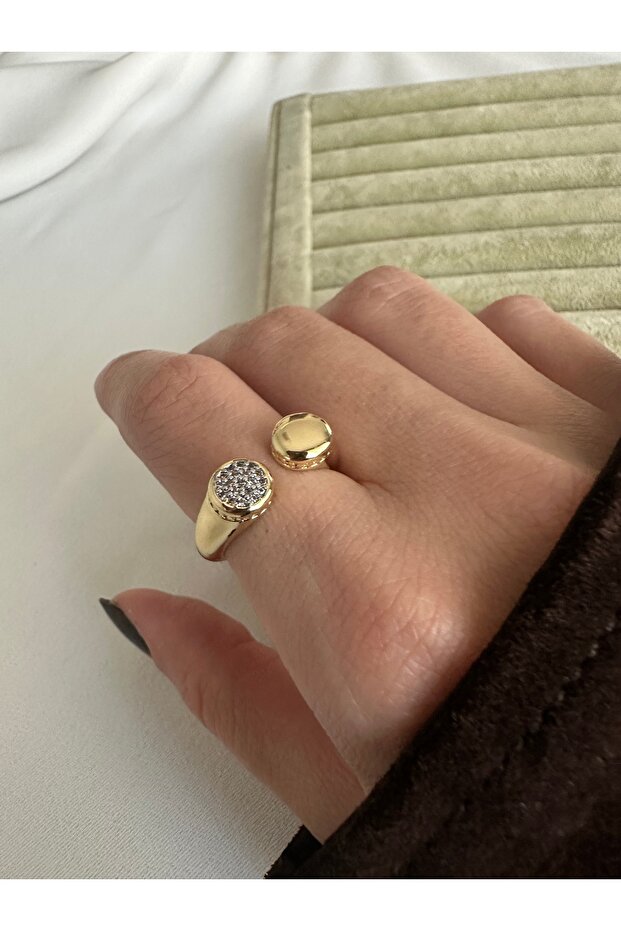 خاتم ذو نقطتين - 4