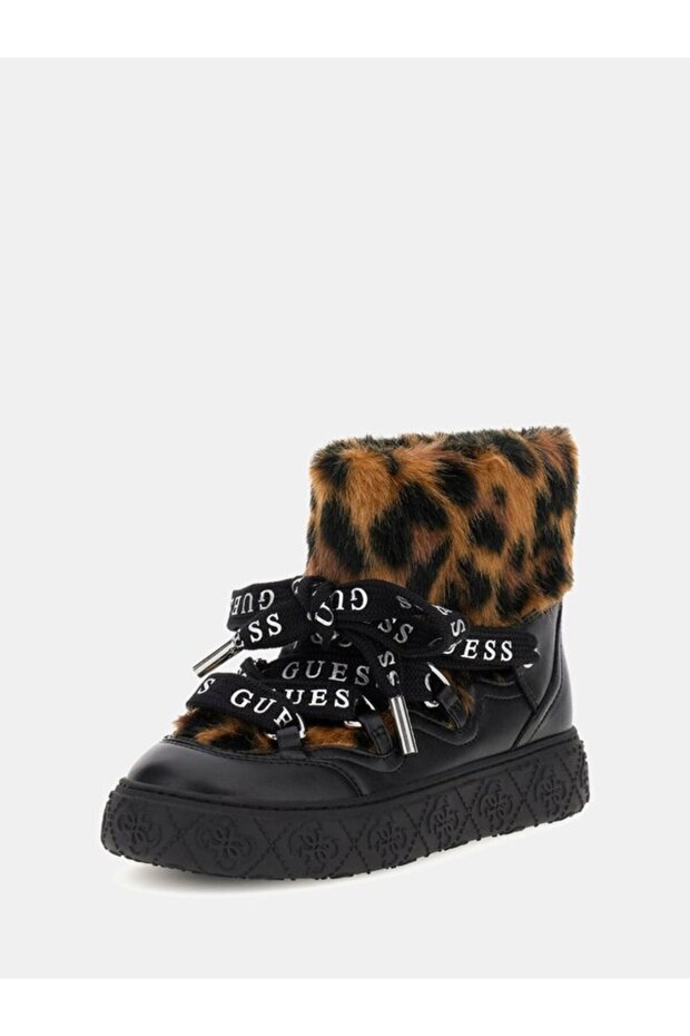 Unessa Kadın Bot - 1