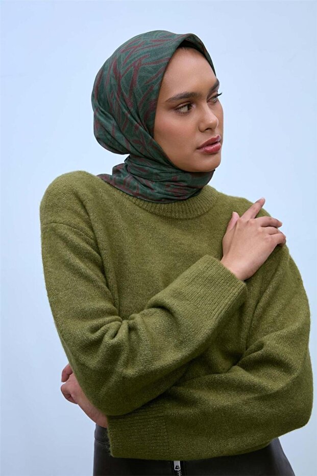 Cotton Polyester Soft Scarf Dark Green Geometric Pattern 90*90