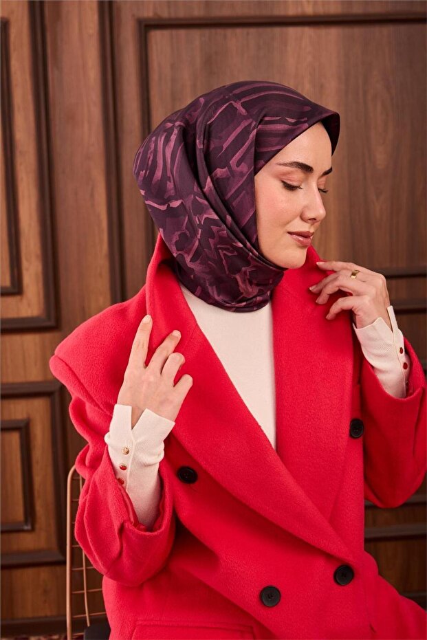 وشاح حرير تويلي باللون الأرجواني الداكن - أرجواني - بنفسجي منقوش بتصميم أنيق 90x90