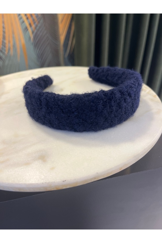 Laci Buklet Crown