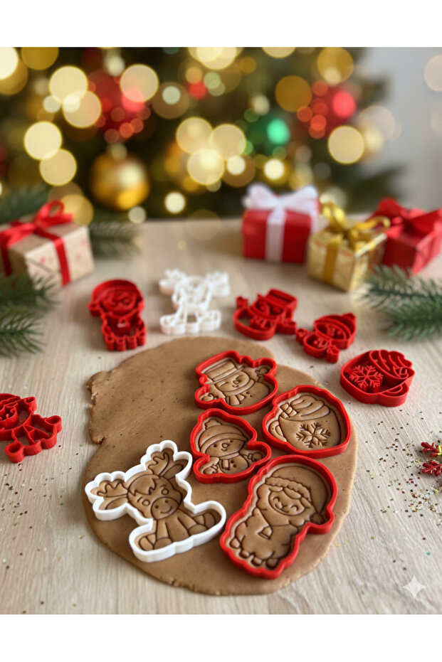 New Year Cookie Molds, New Year Cookie Mold Set of 7 - Plastic - 6-7 cm