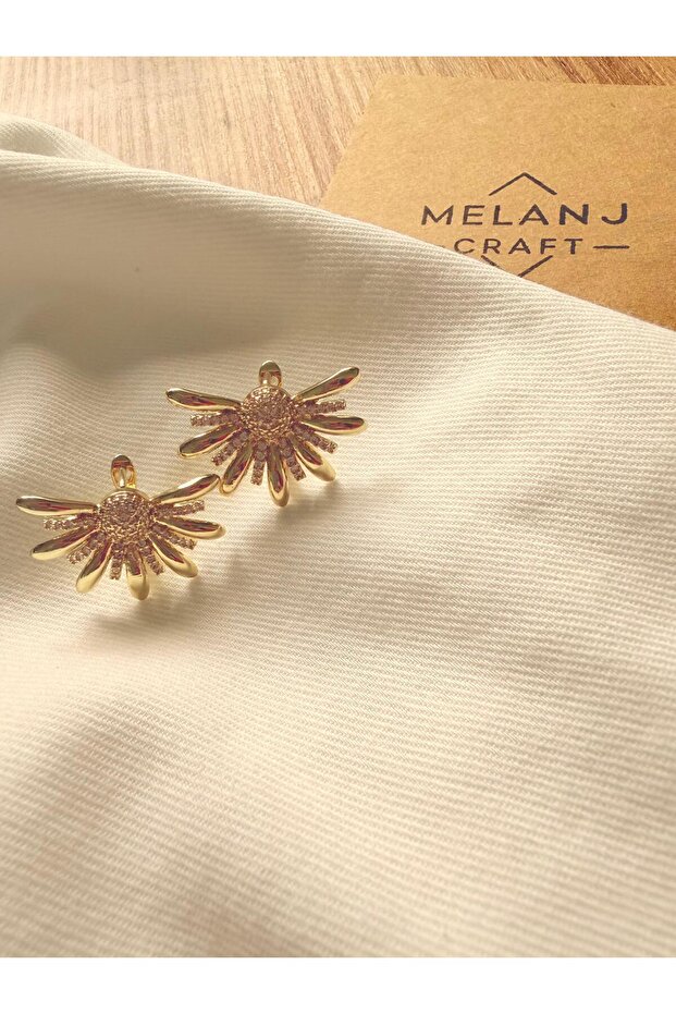 Stone half flower steel earrings - gold