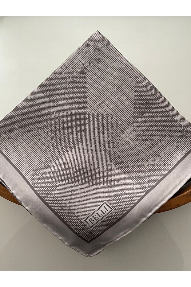 Eșarfă din mătase cu model optic - 1