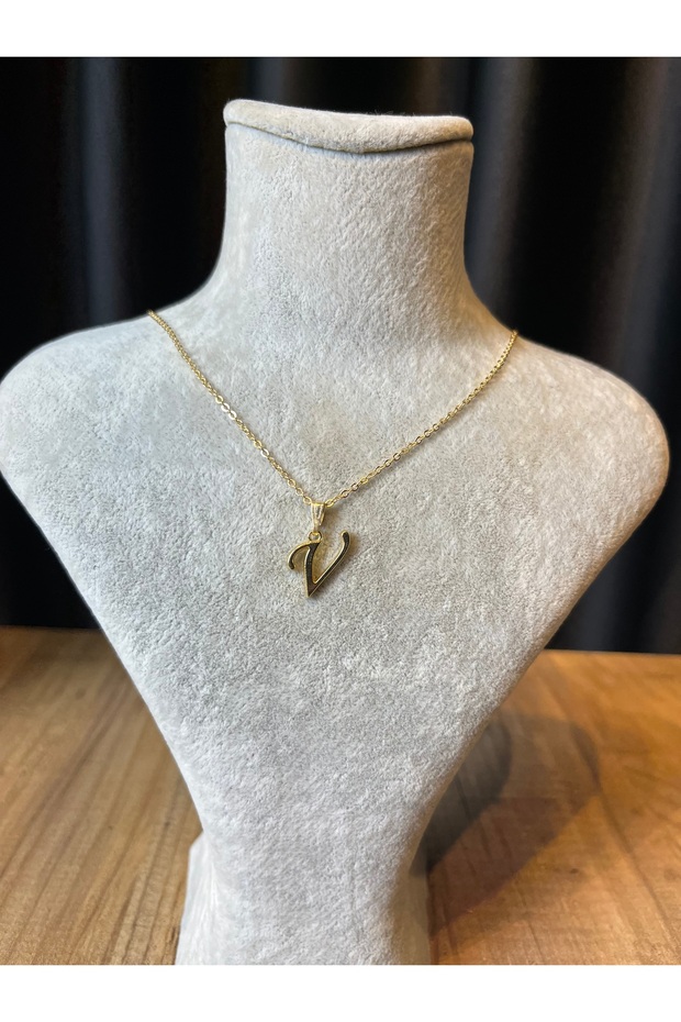 Letter V Lacquer Coated Gold Non-Tarnish Chain Necklace