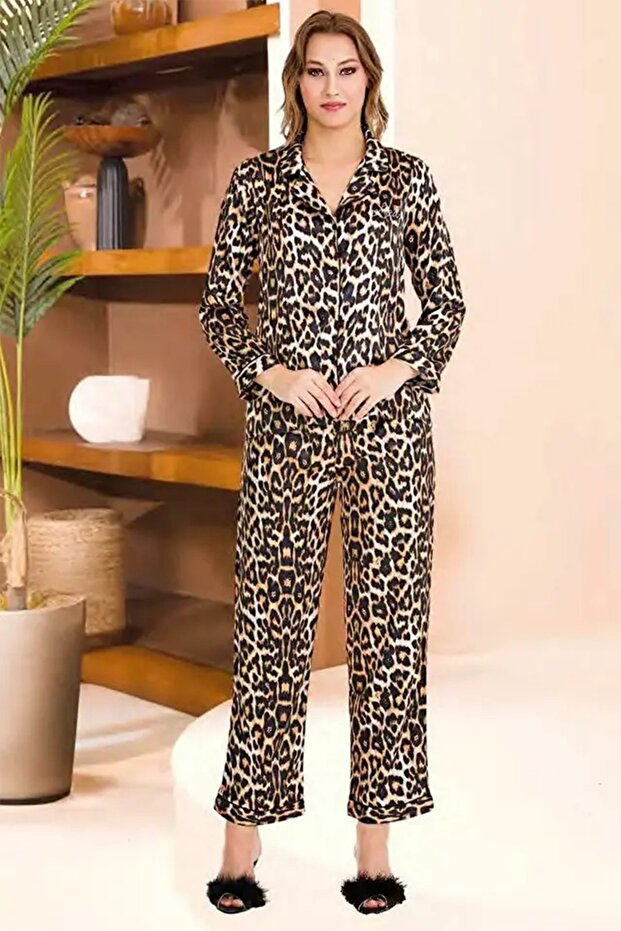 Leopard print satin pajama set with button detail - 1