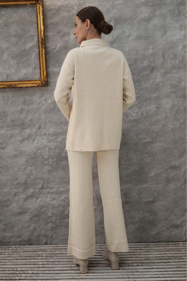 طقم بياقة قميص وأزرار - 5