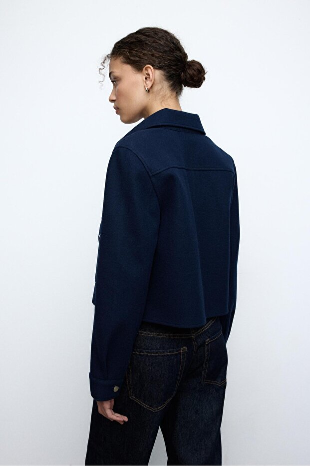 سترة قصيرة ناعمة - 5