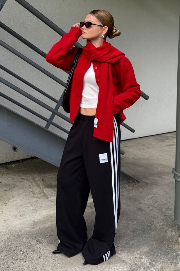 بنطلون رياضي مبطن بالصوف من الداخل مع خطوط جانبية - 2