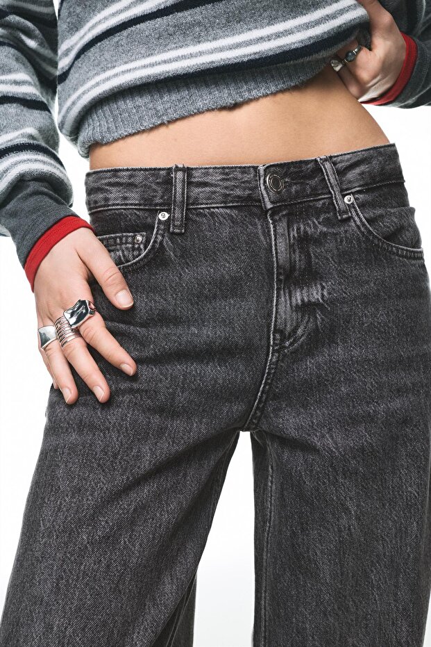 Geniş paça düşük bel jean - 5