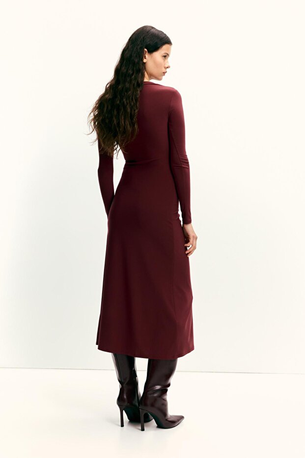 Drape detaylı yumuşak midi elbise - 2