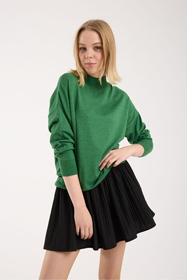 Women's Knitwear Sweater Soft Texture Mock Neck Basic