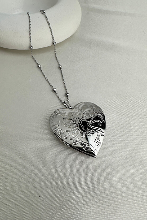 قلادة على شكل قلب مع غطاء قابل للفتح (68 سم) - 4