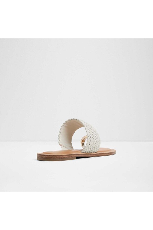 Beachwalk / Flat Sandals - 3