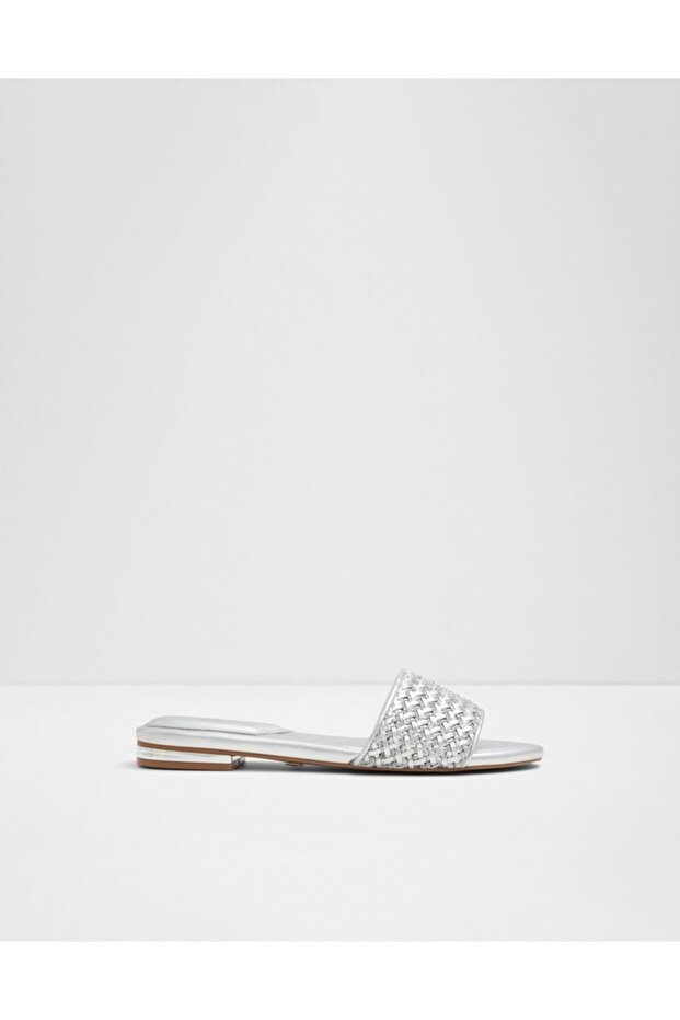 Eleonoreflat / الصنادل المسطحة