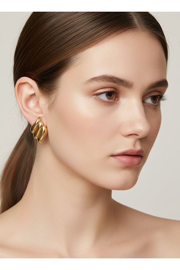 Çelik Gold Dalga Model Küpe